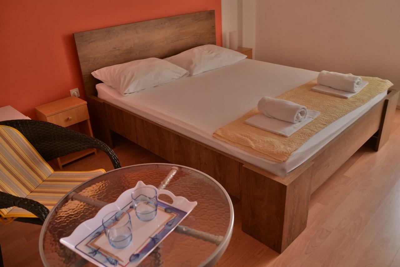 Apartments Galeb Pag - Beach Pag Town Luaran gambar